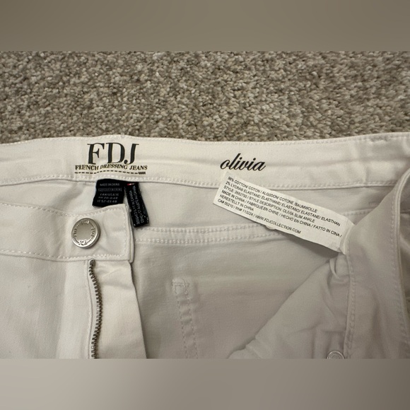 Women’s French Dressing Jeans - Picture 8 of 10